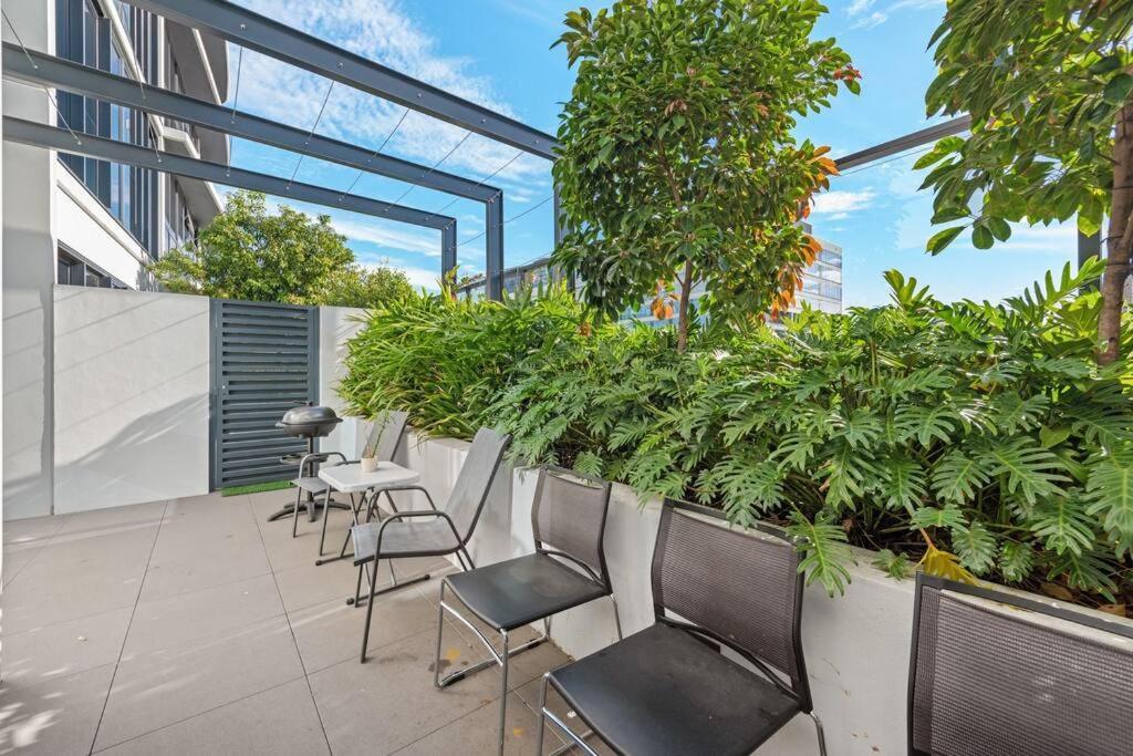 Great Located Unit/Private Balcony, Pool,Gym,Parking Apartment Brisbane Exterior photo